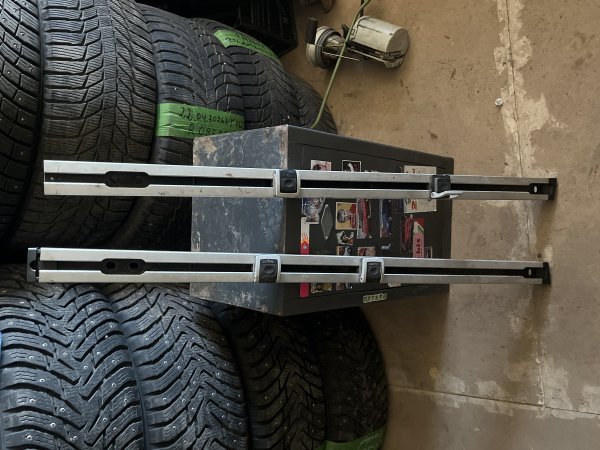 Sliedes komplekta pārsegs TOYOTA