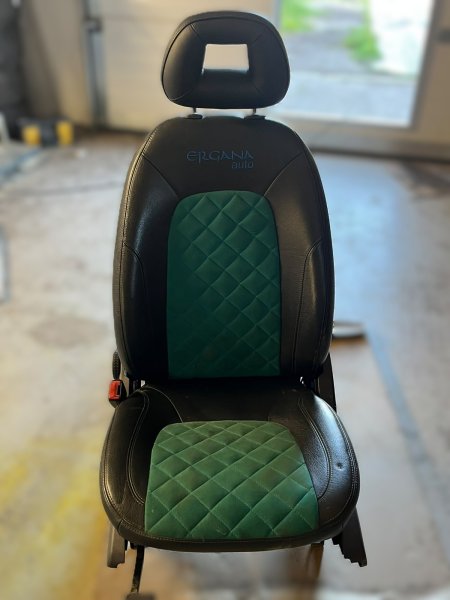 Mercedes A140 Blakus šofera sēdeklis