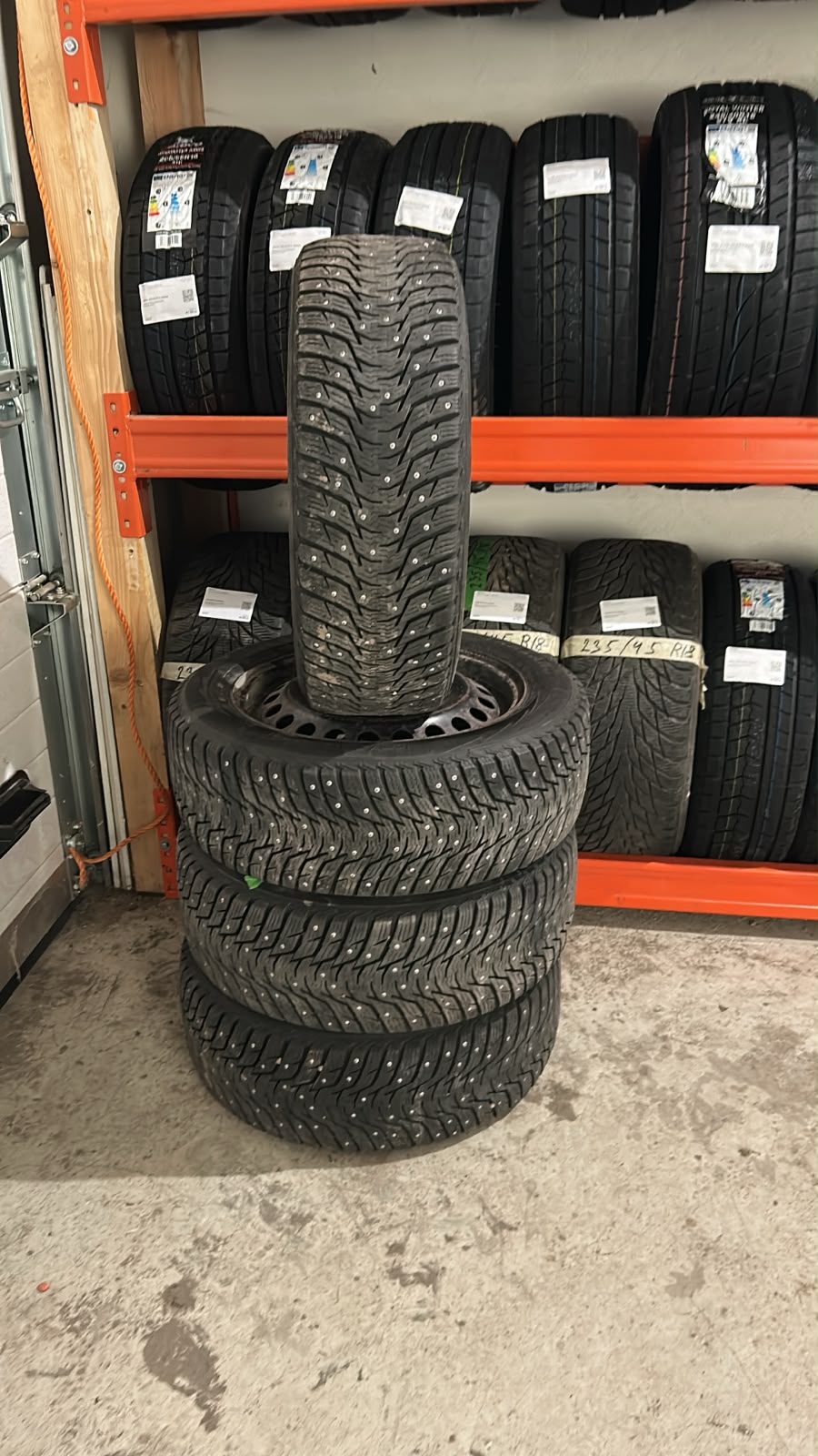 Trazano 205/55 R16 ziemas