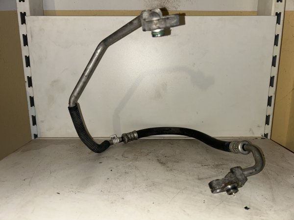 Kondicioniera (A/C) augstspiediena caurule